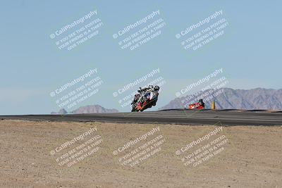 media/Dec-04-2025-Racers Edge (Thu) [[5ebc9f124d]]/3-B Group/7-Session 4 (Turn 10 Inside)/